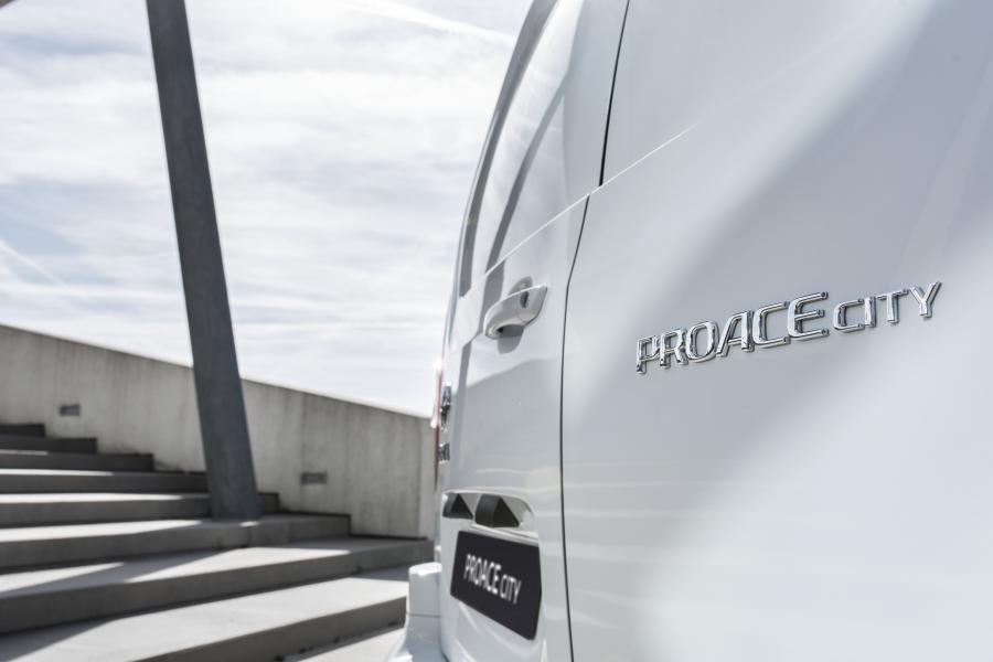 Детали экстерьера Toyota ProAce City Van 2019 года  (EU) (фото 9 из 53)